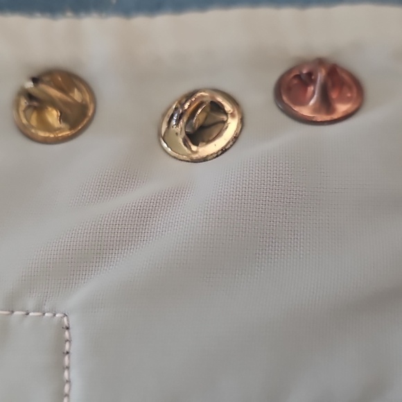 Bundle Of Gold Letterman Medals: Captain, 2 Gold Bars & a Wrestling Medal - Picture 7 of 7